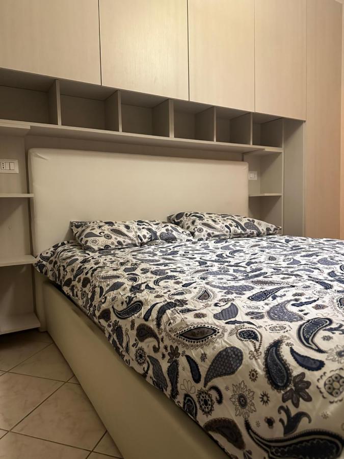 Home Navigli, Comfort E Design Milano Esterno foto